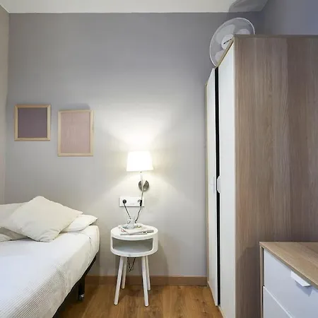 Bebarceloner Eixample Apartments - 2 Bedrooms Exterior photo