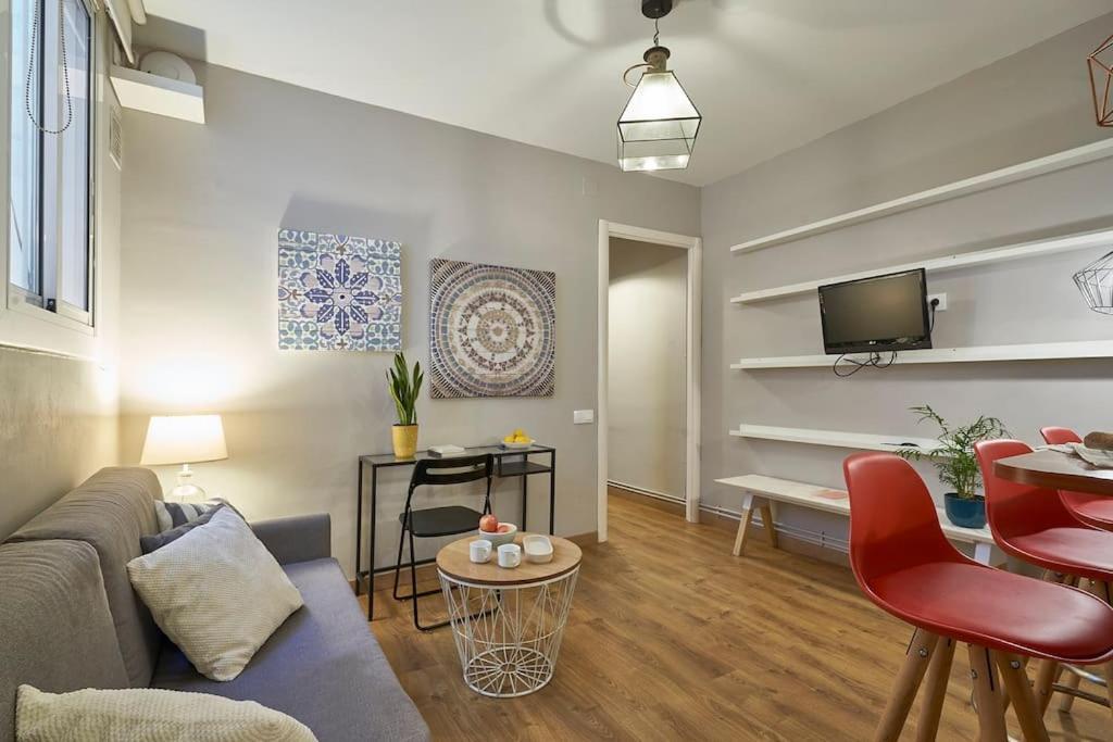 Apartment Bebarceloner Eixample - 2 Bedrooms Barcelona