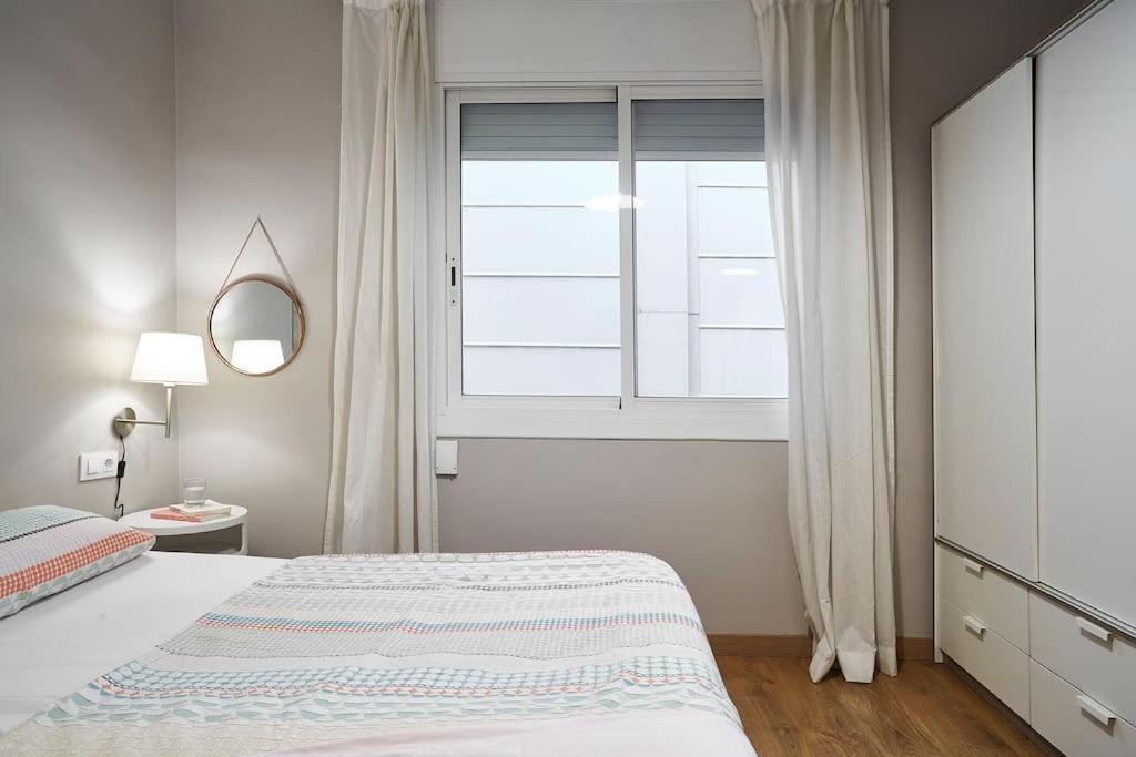 Apartament Bebarceloner Eixample - 2 Bedrooms
